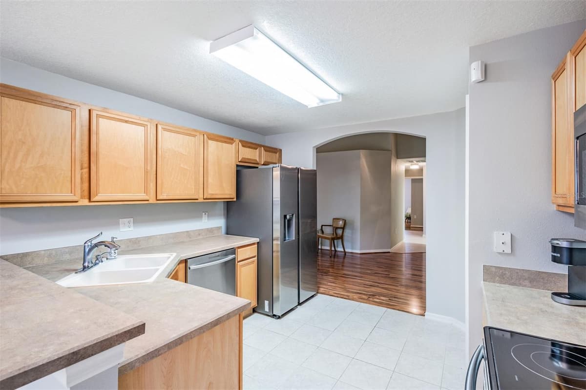 10230 OLD TAMPA BAY DRIVE — photo 13 of 77