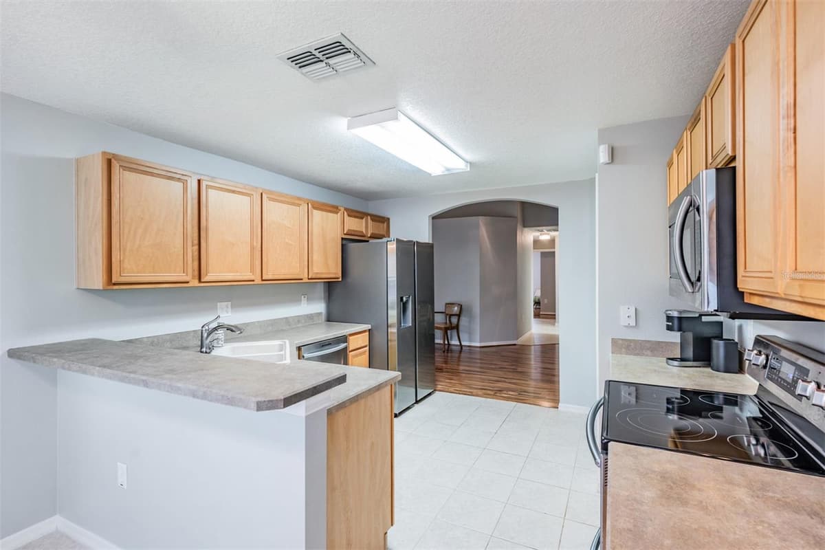 10230 OLD TAMPA BAY DRIVE — photo 18 of 77