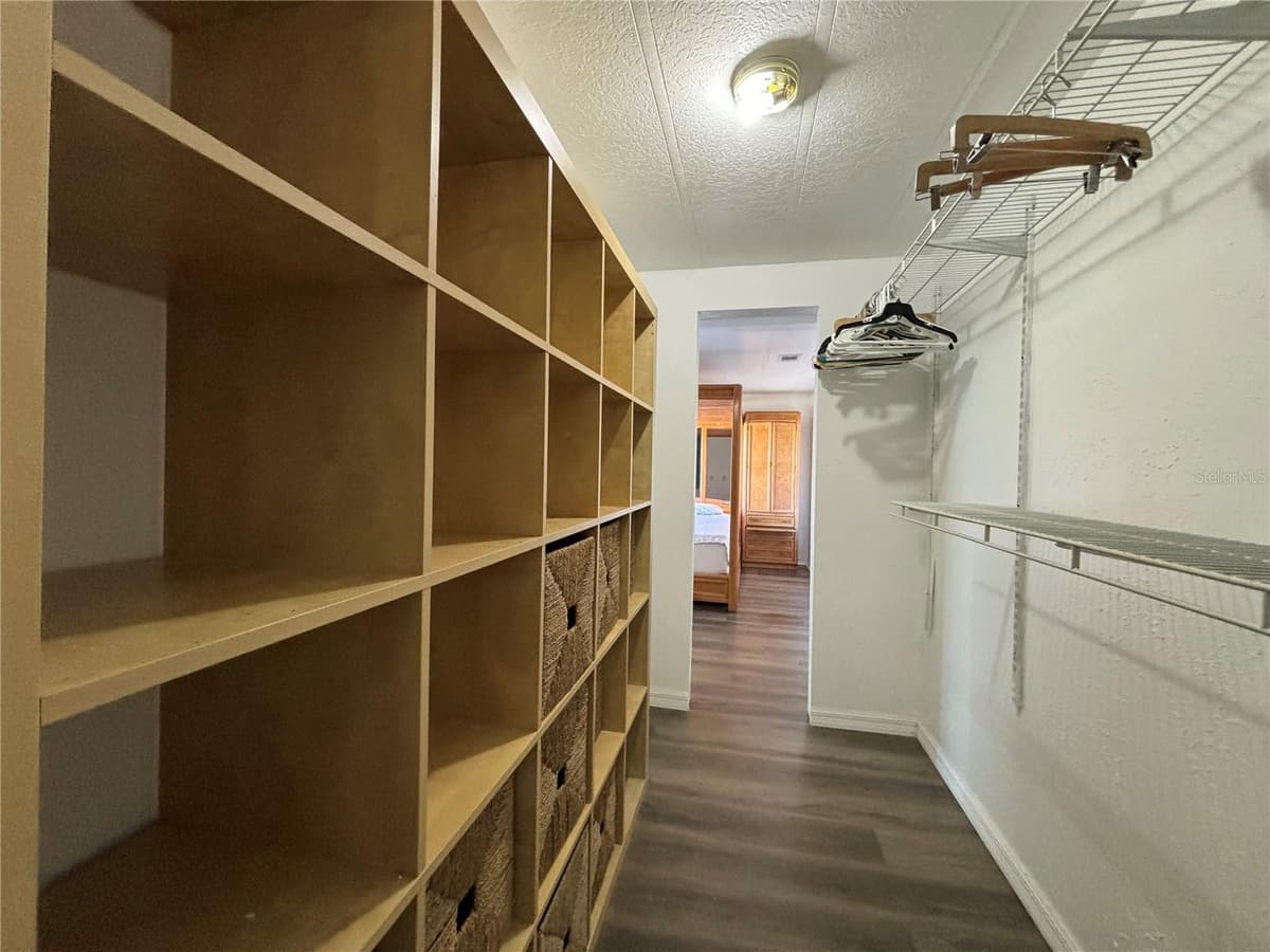 4325 WATER OAK LANE — photo 21 of 30