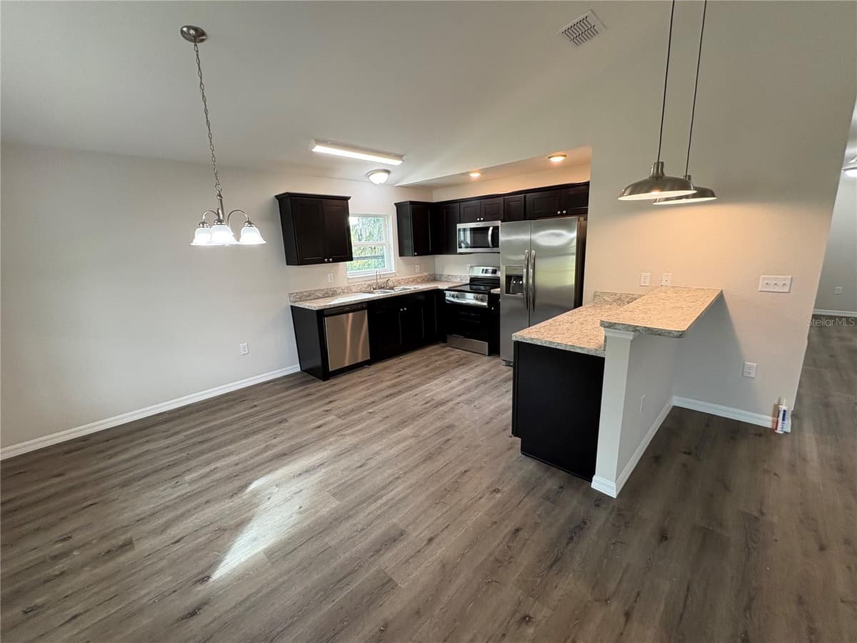 9650 GAINESVILLE ROAD — photo 9 of 32