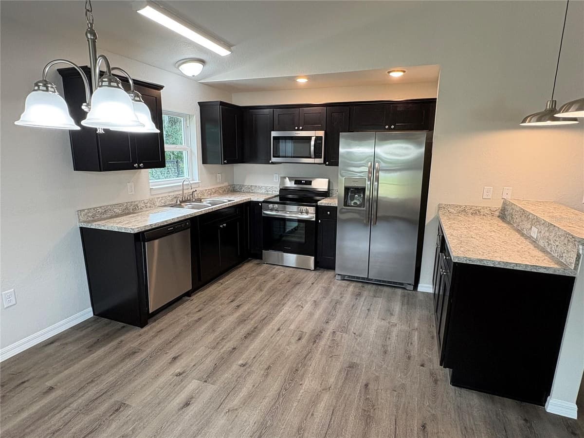 9650 GAINESVILLE ROAD — photo 4 of 32