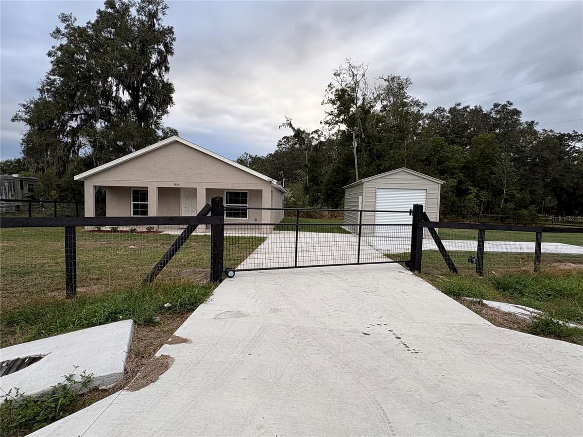 9650 GAINESVILLE ROAD — photo 30 of 32