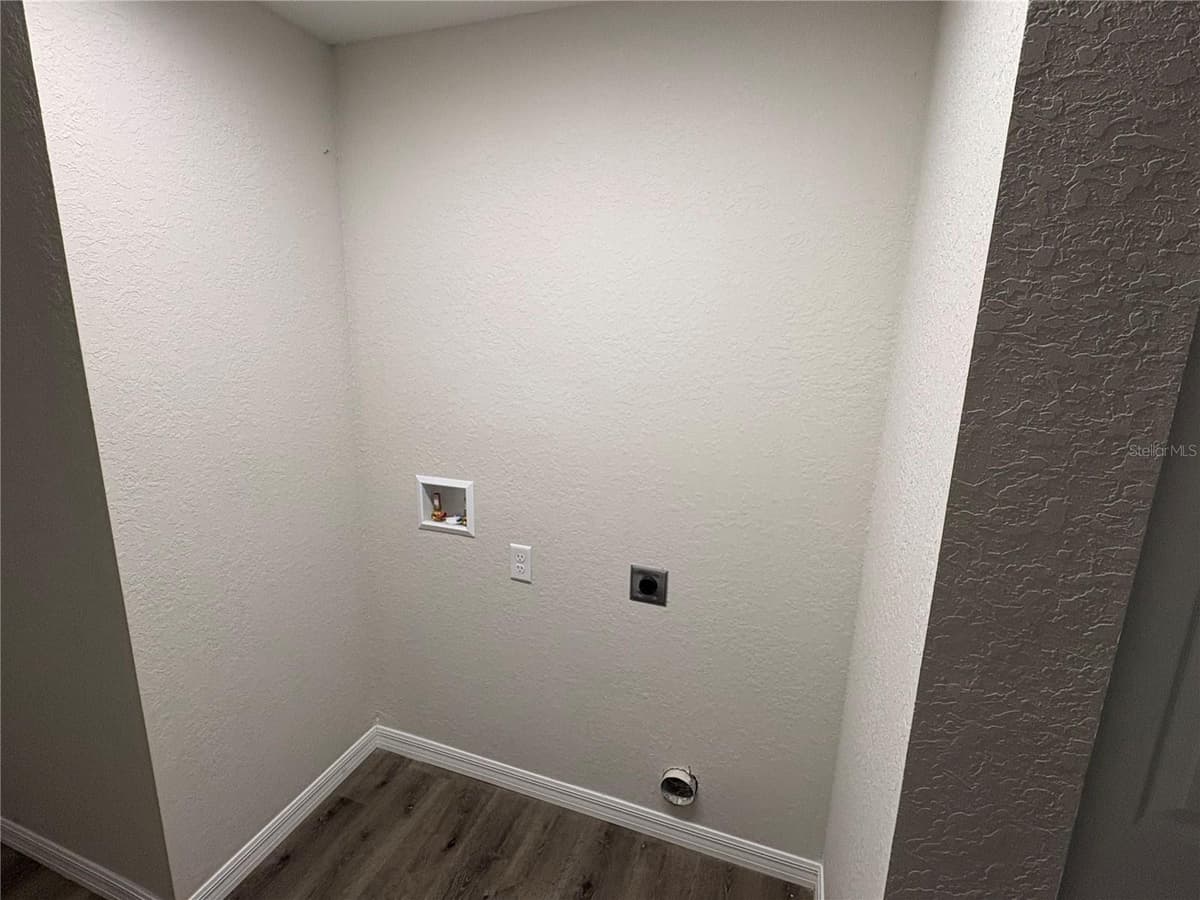 9650 GAINESVILLE ROAD — photo 18 of 32