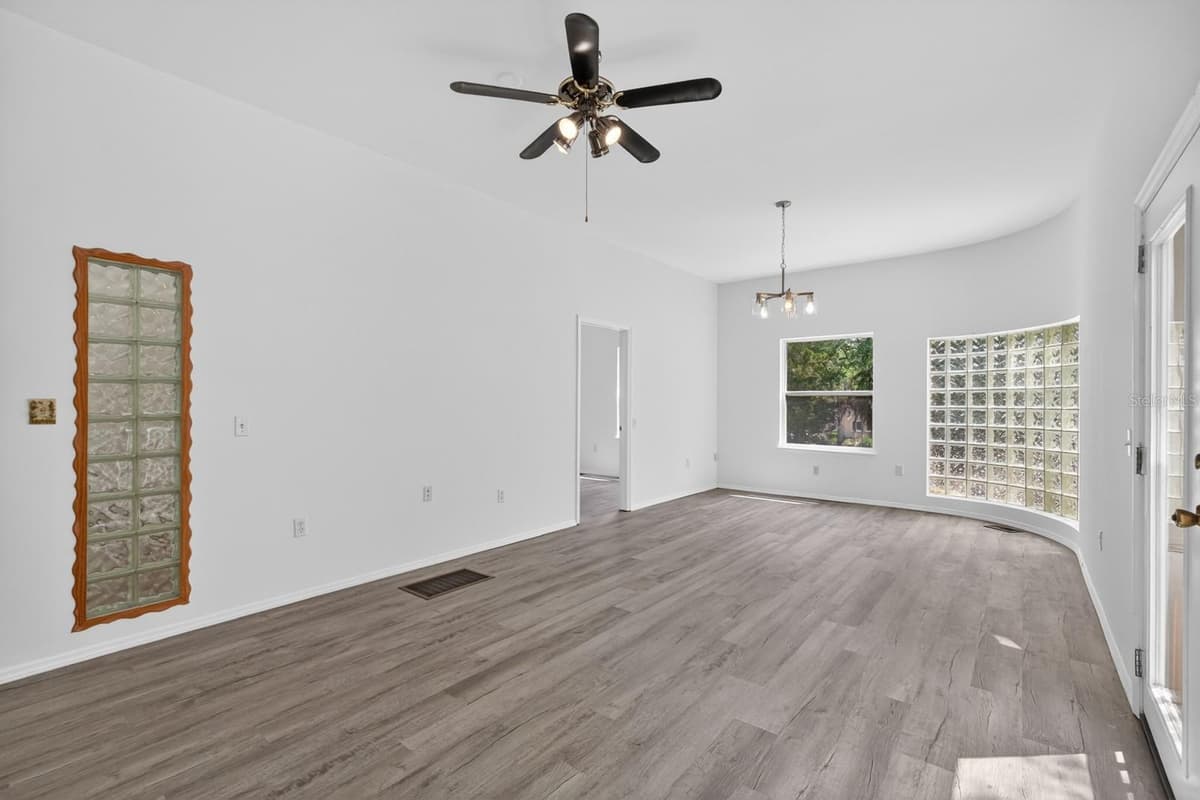 5300 OCEAN SHORE BOULEVARD — photo 11 of 61