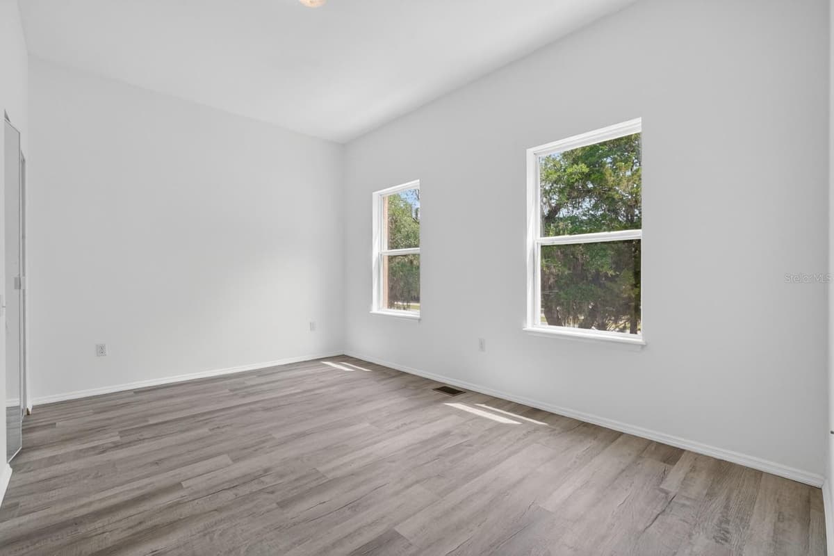 5300 OCEAN SHORE BOULEVARD — photo 21 of 61