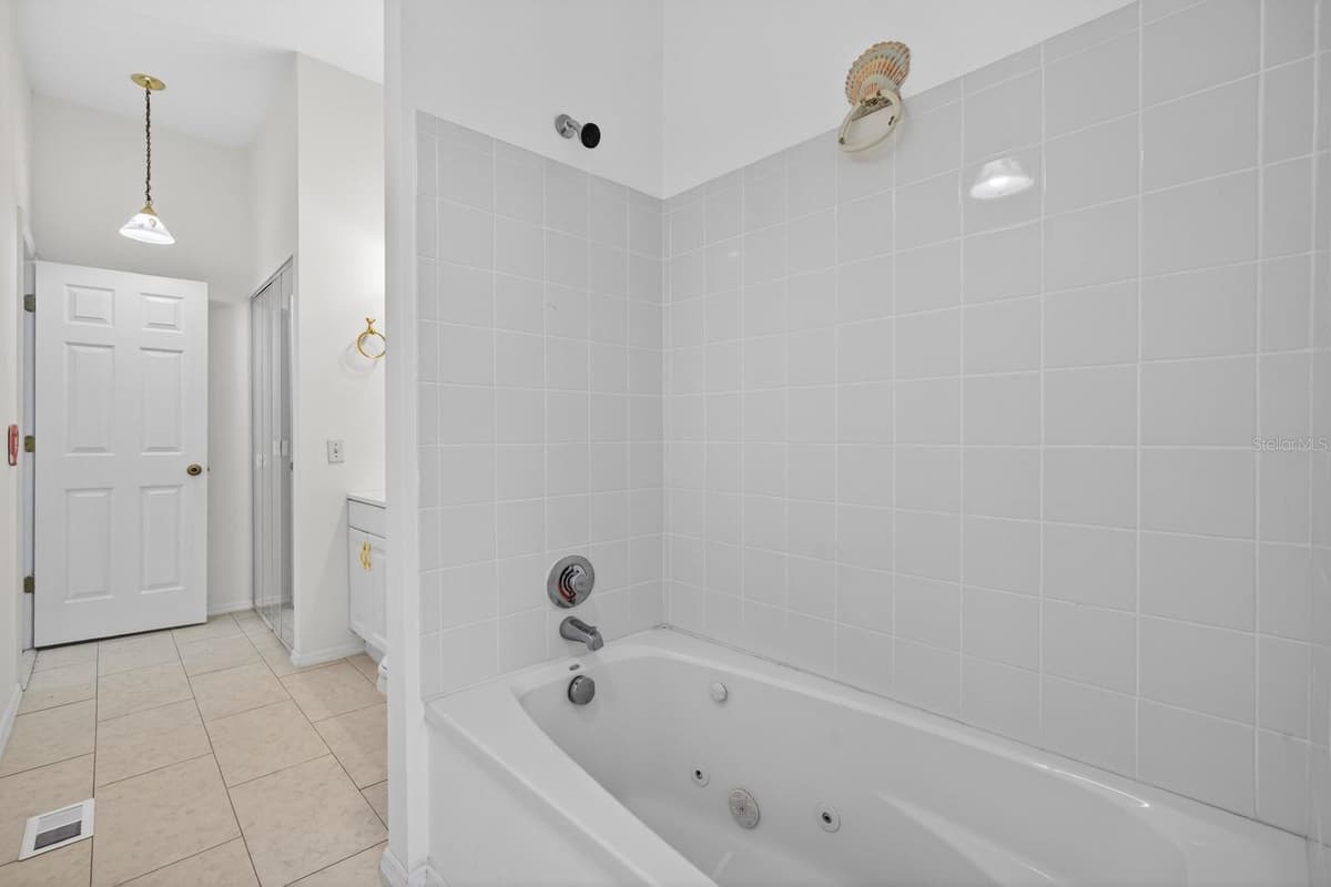 5300 OCEAN SHORE BOULEVARD — photo 36 of 61