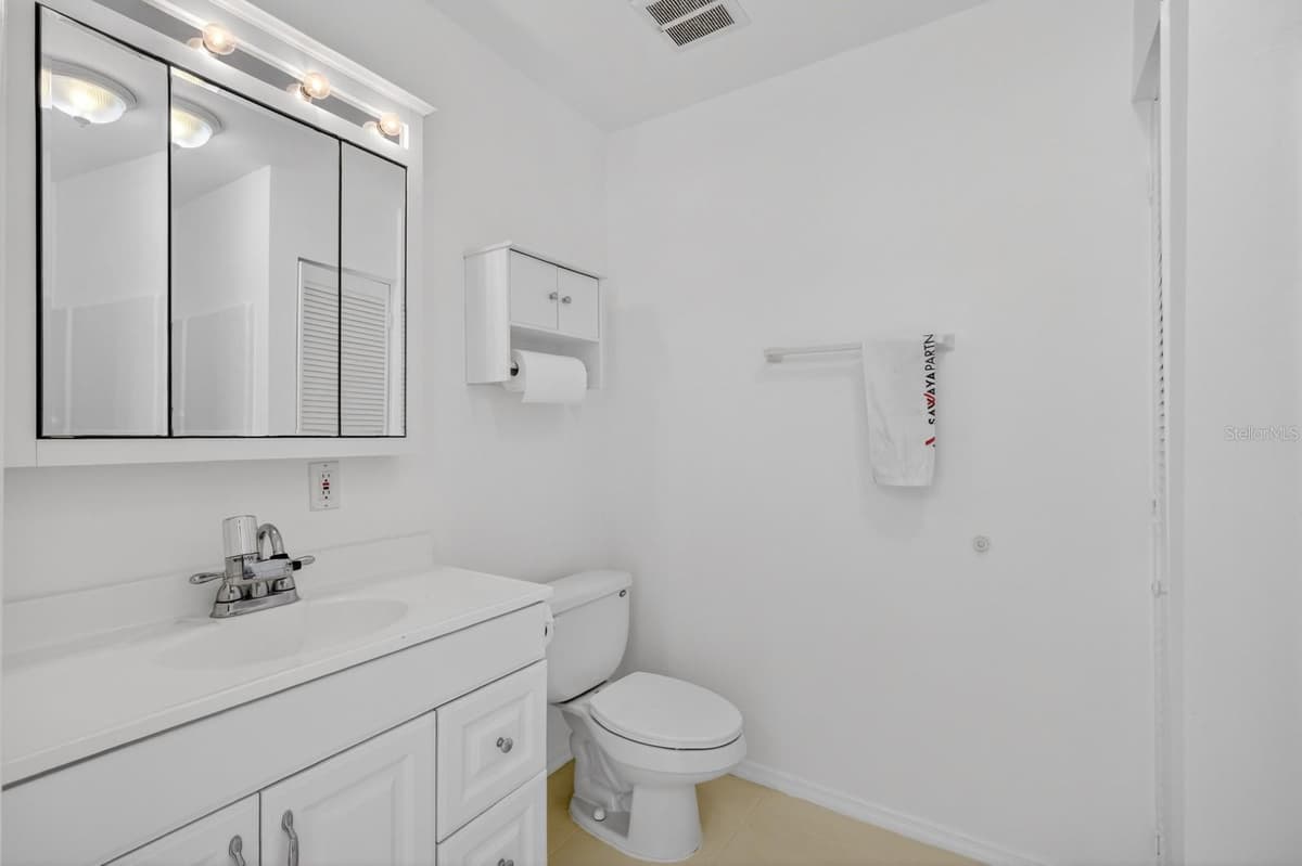 5300 OCEAN SHORE BOULEVARD — photo 26 of 61