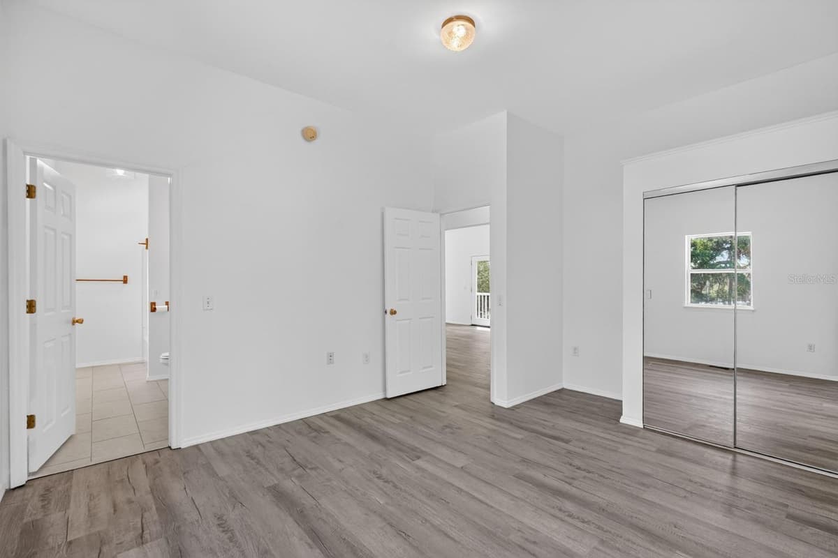 5300 OCEAN SHORE BOULEVARD — photo 23 of 61