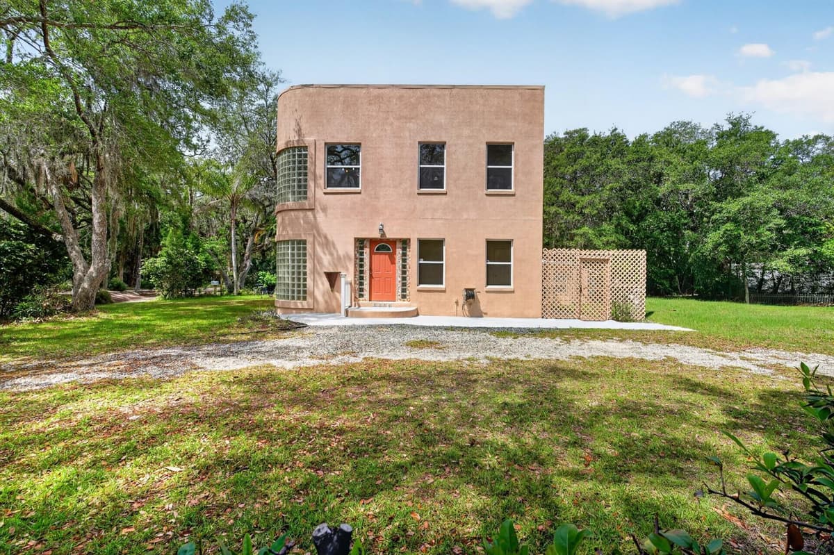 5300 OCEAN SHORE BOULEVARD — photo 6 of 61