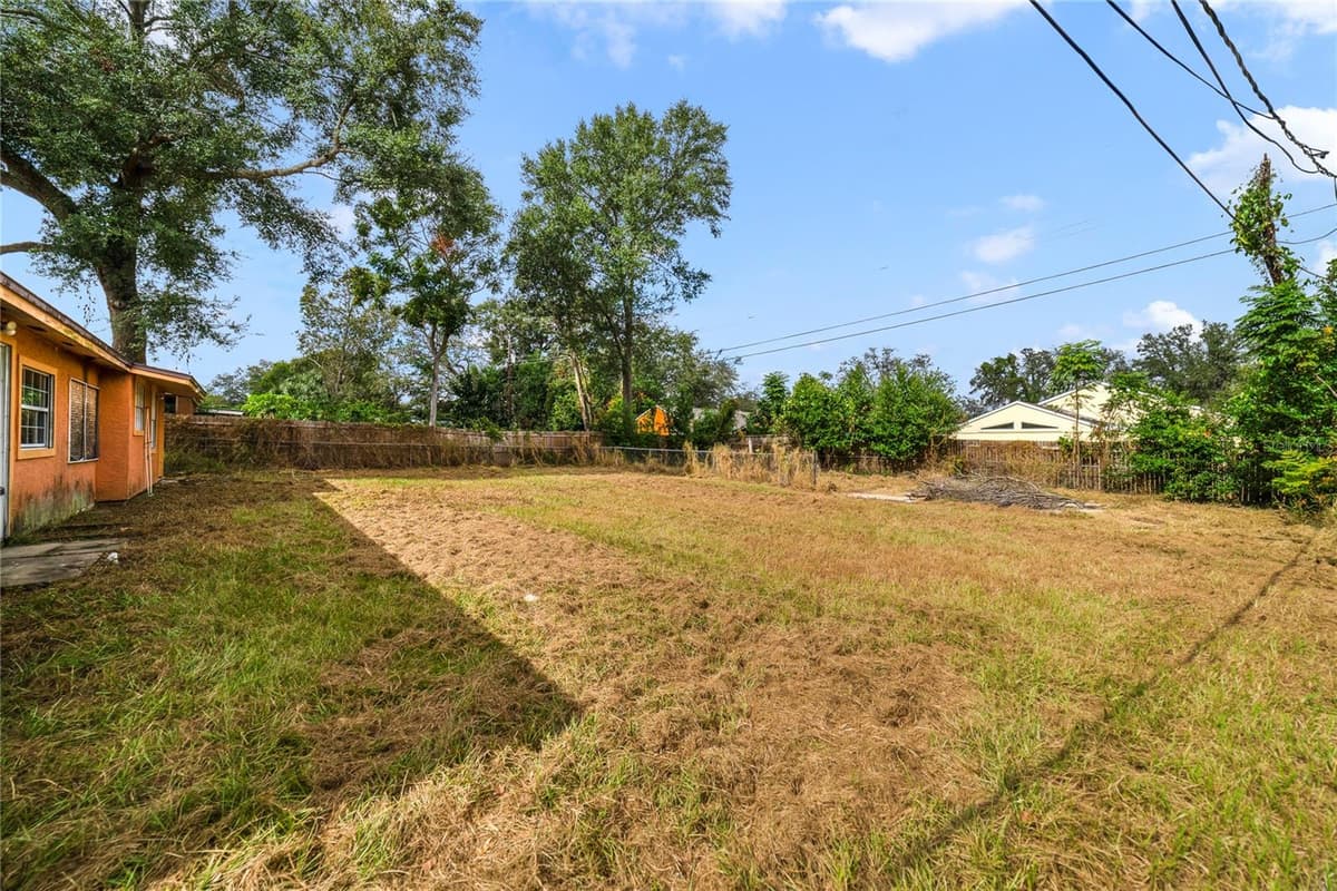 6427 SUNSHINE STREET — photo 15 of 15