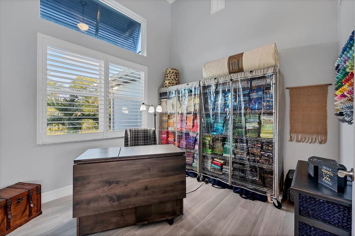 14351 HOWARD AVE — photo 10 of 82