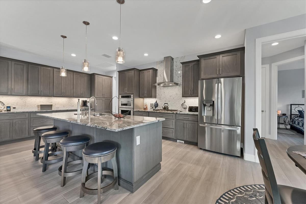 14351 HOWARD AVE — photo 28 of 82