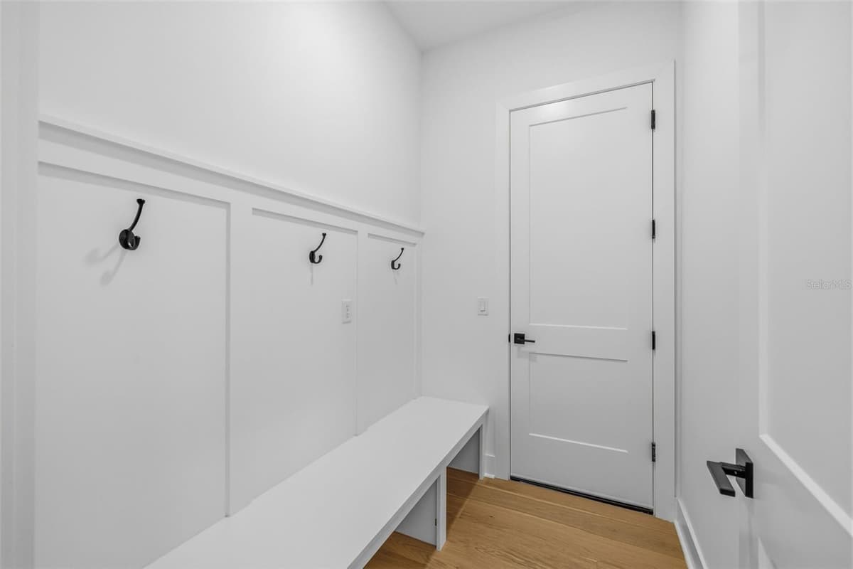 3012 ESPERANZA AVENUE — photo 14 of 24