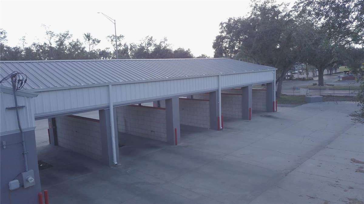 11250 DR MARTIN LUTHER KING JR BOULEVARD — photo 11 of 42