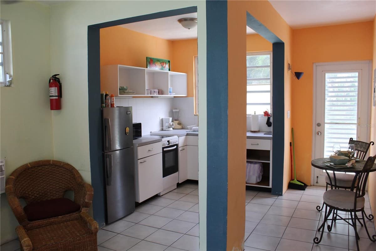 236 ACACIA — photo 16 of 83