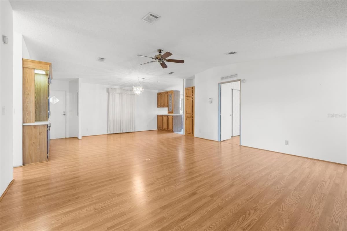 34124 ESTATES LANE — photo 16 of 33