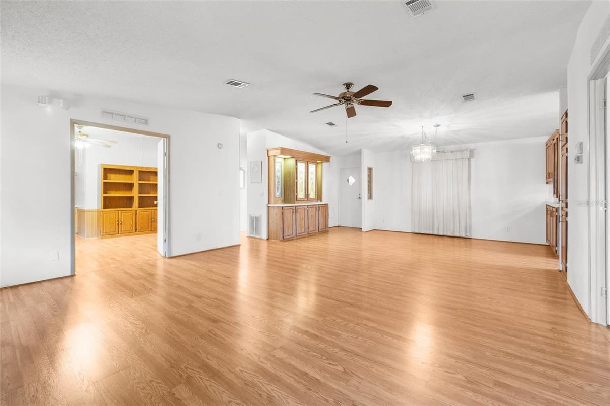 34124 ESTATES LANE — photo 17 of 33