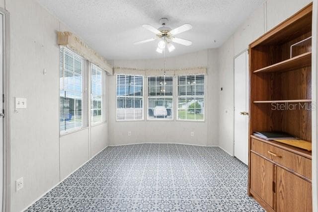 34124 ESTATES LANE — photo 7 of 33