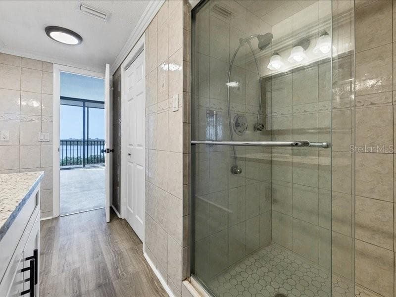 7100 SUNSHINE SKYWAY LANE — photo 37 of 60