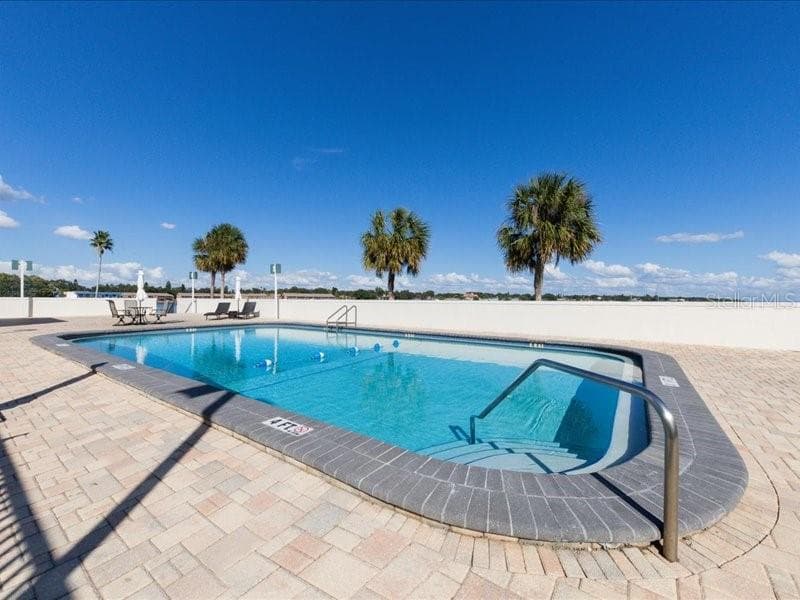 7100 SUNSHINE SKYWAY LANE — photo 49 of 60