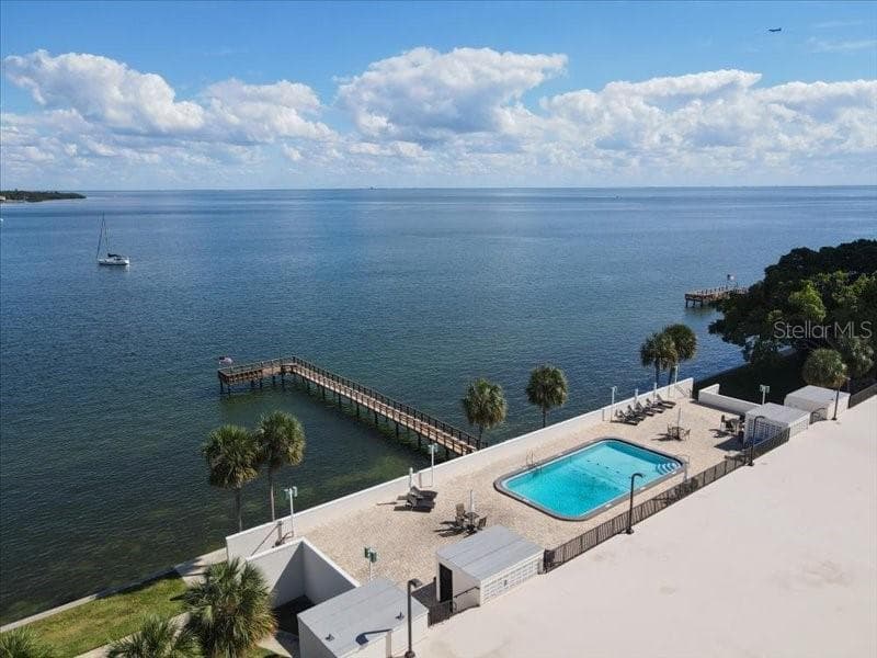 7100 SUNSHINE SKYWAY LANE — photo 46 of 60