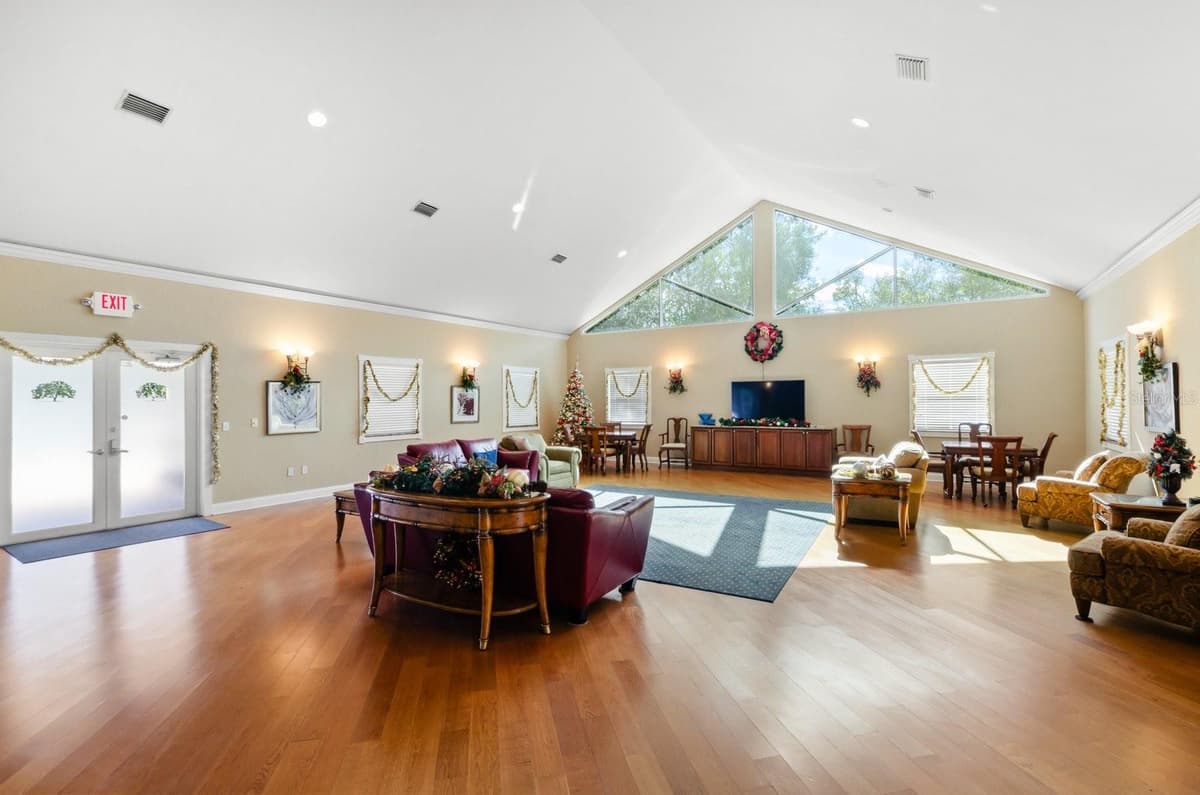 5209 MANORWOOD DRIVE — photo 39 of 53