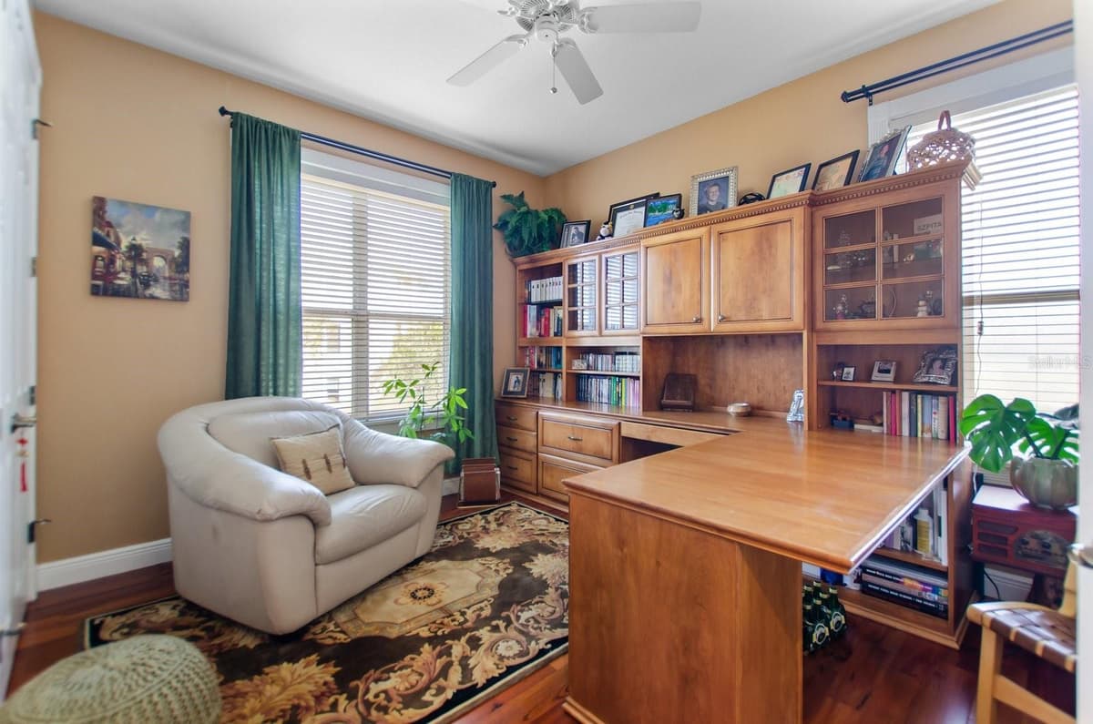 5209 MANORWOOD DRIVE — photo 27 of 53