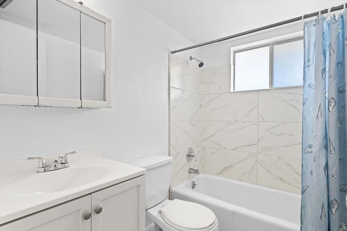 5902 GARDEN LANE — photo 19 of 34