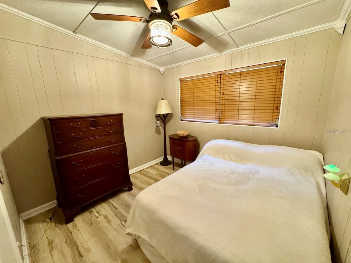 45202 NFS RD 572-B — photo 11 of 50