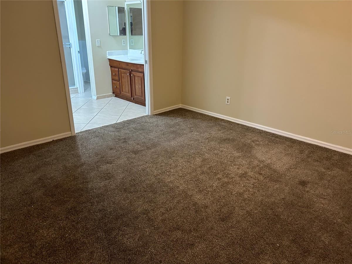 602 MESILLA DRIVE — photo 11 of 19