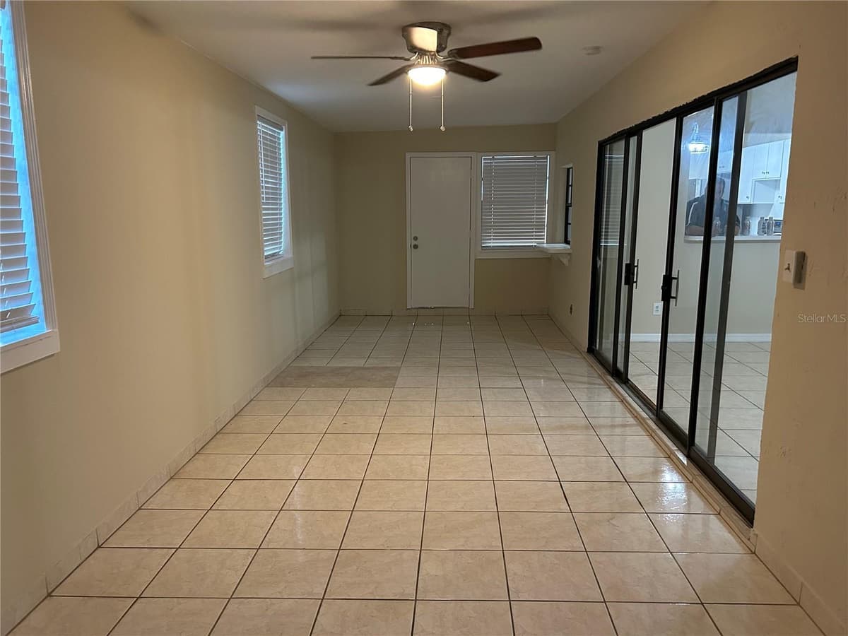 602 MESILLA DRIVE — photo 9 of 19
