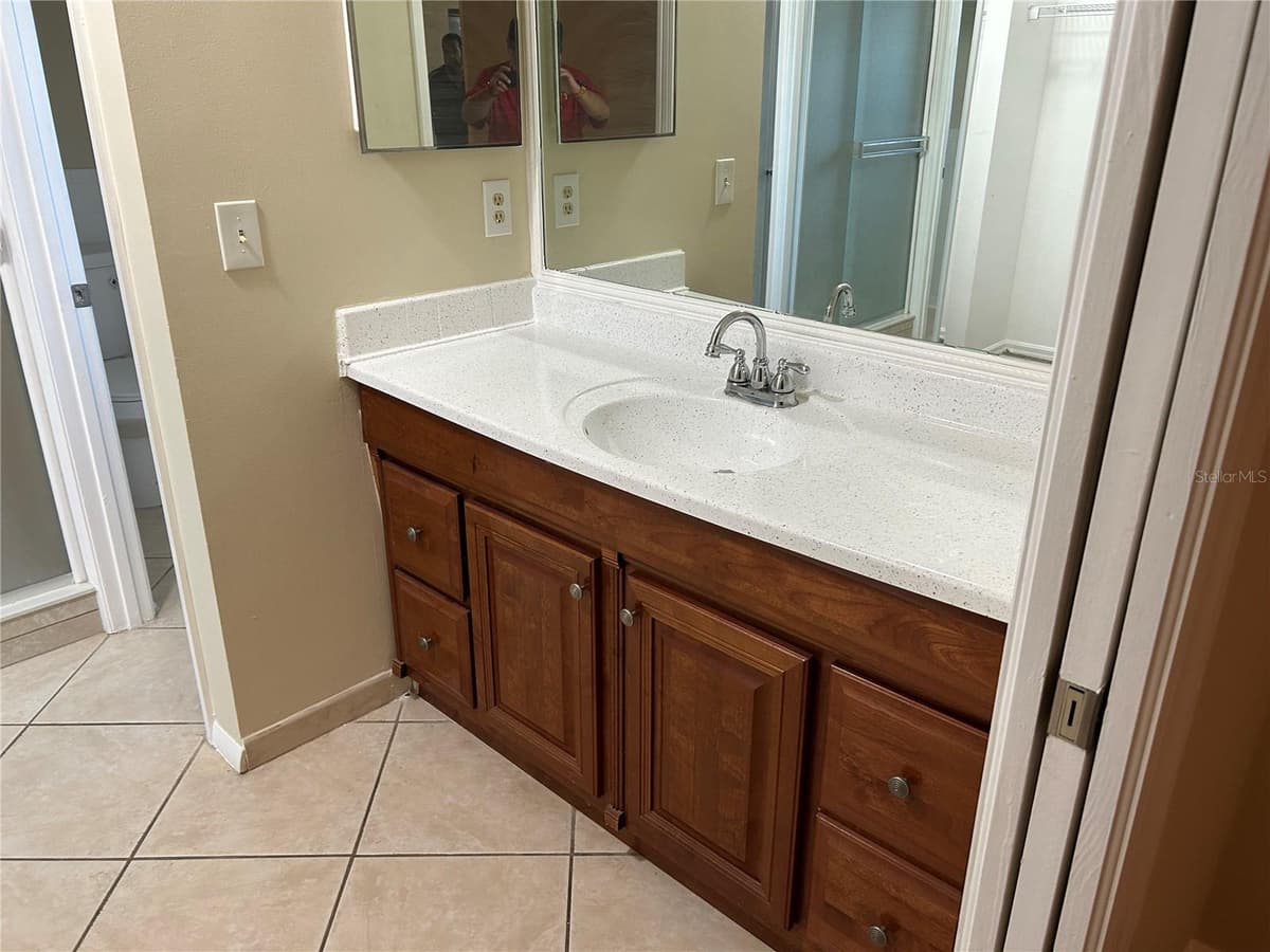 602 MESILLA DRIVE — photo 13 of 19