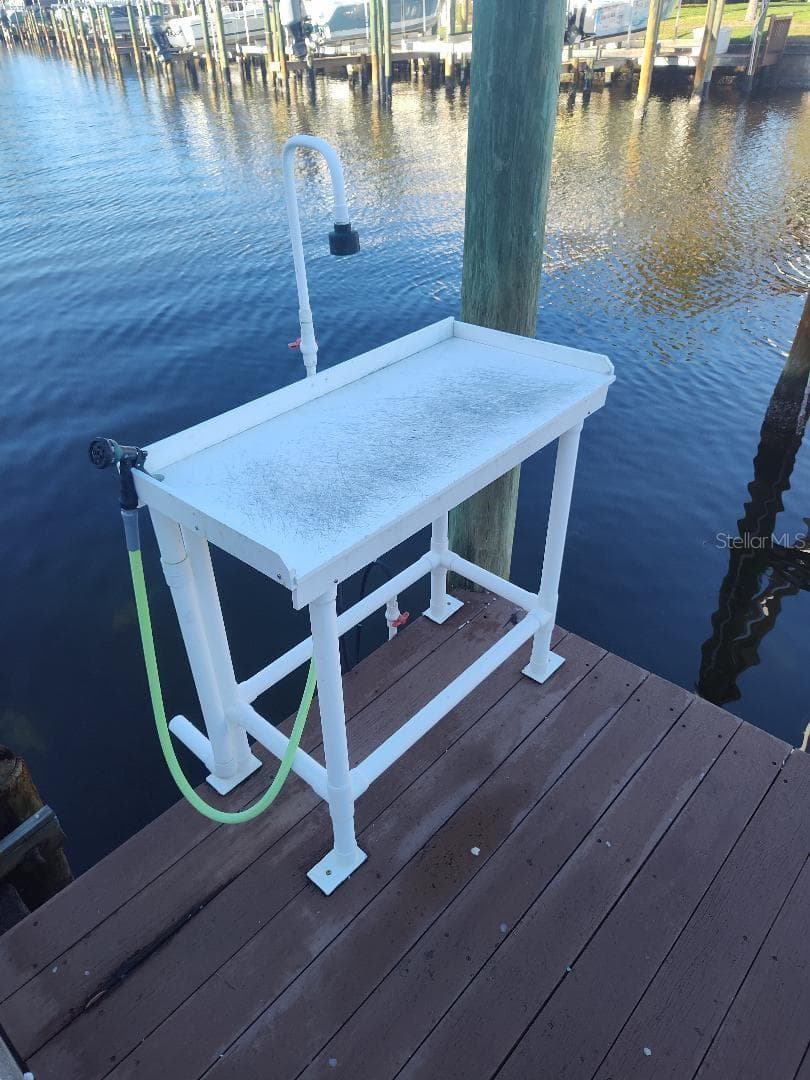 127ss COQUINA KEY DR SE DRIVE — photo 4 of 5