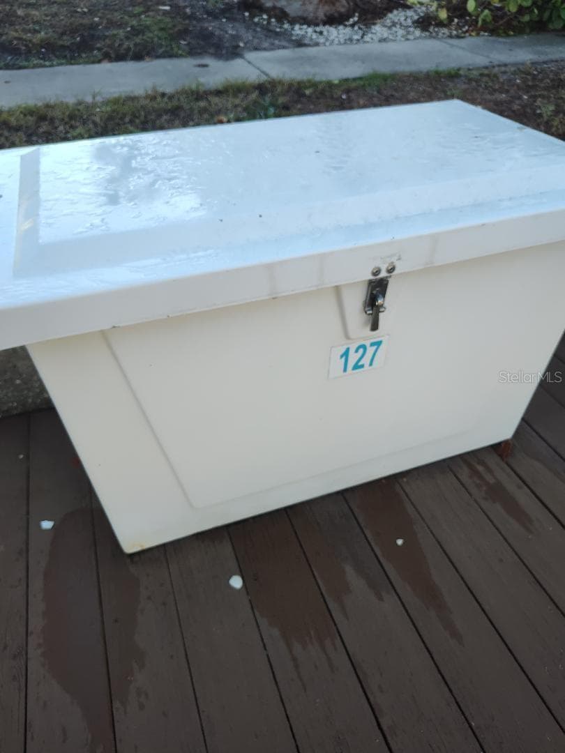 127ss COQUINA KEY DR SE DRIVE — photo 3 of 5