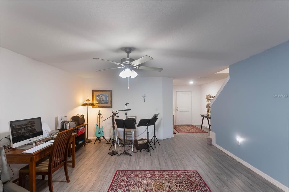 1592 WYNFORD CIRCLE — photo 7 of 52