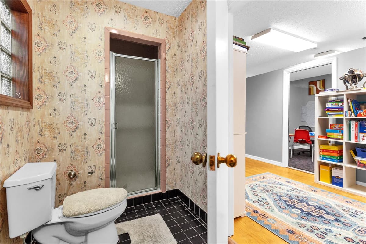 806 25TH STREET — photo 31 of 39
