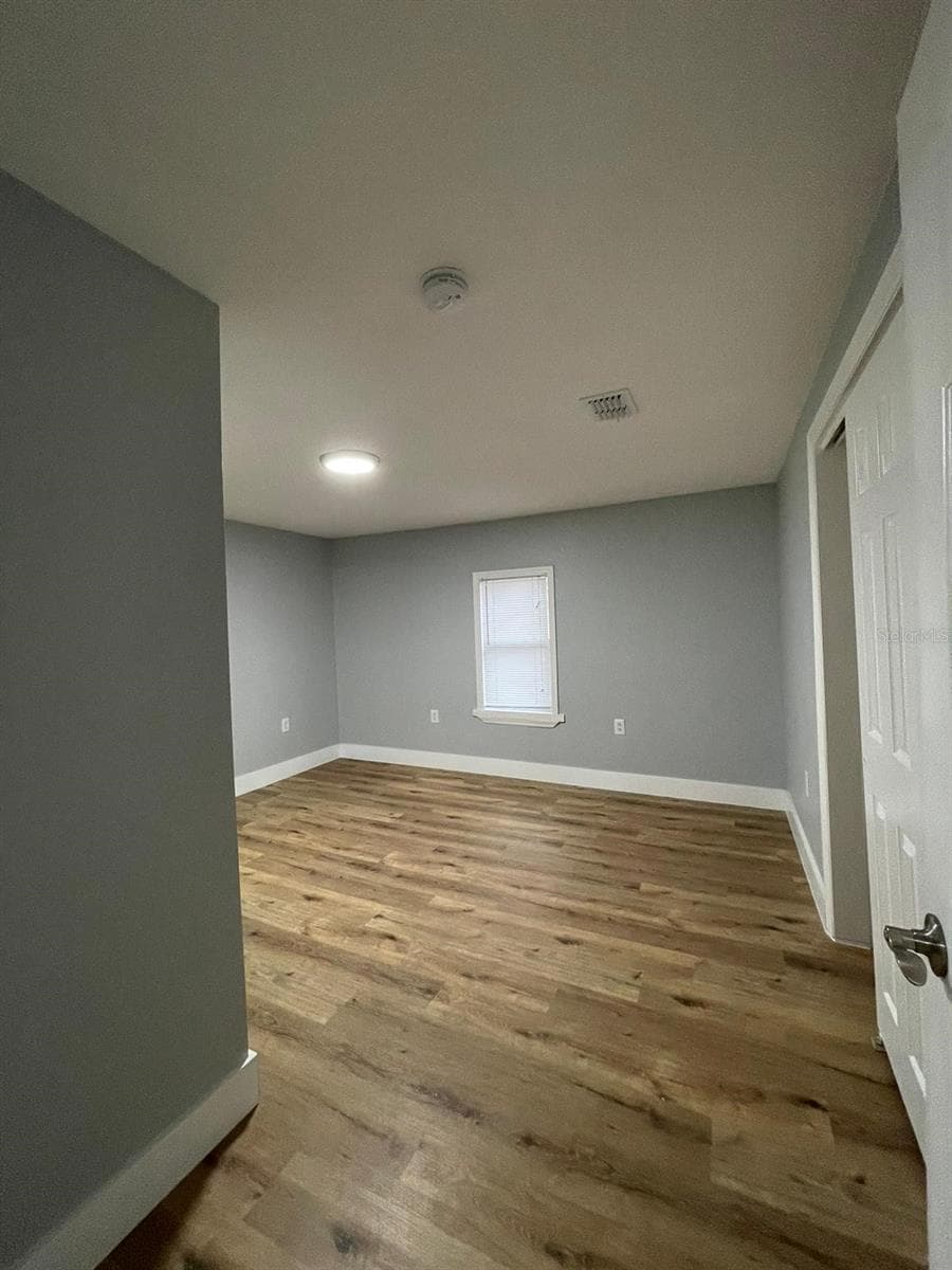 5413 VANDERLIN STREET — photo 20 of 24