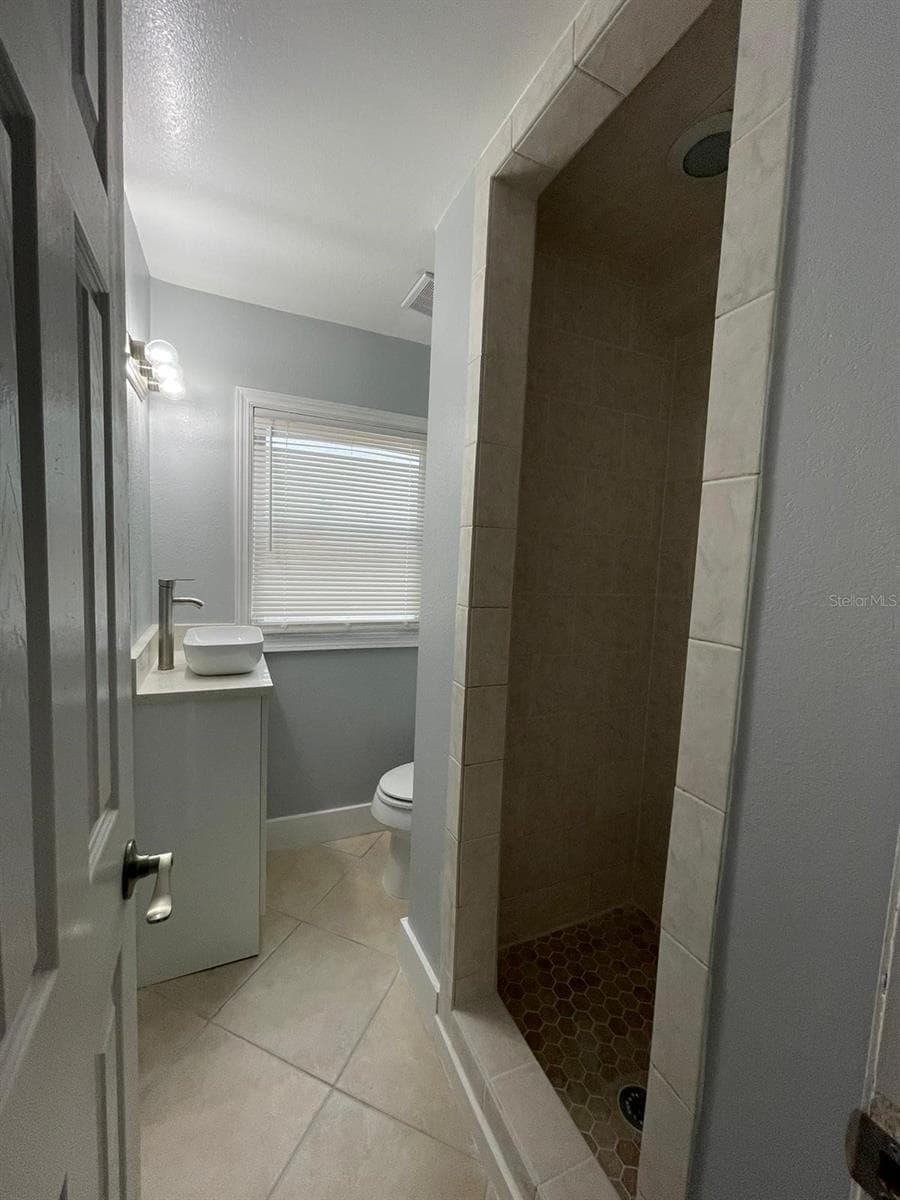 5413 VANDERLIN STREET — photo 11 of 24