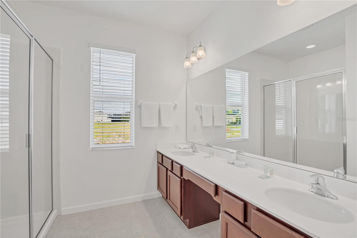 4481 MONADO DRIVE — photo 12 of 27