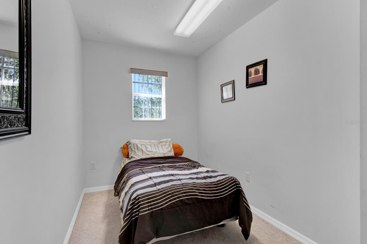 4603 CUMBRIAN LAKES DRIVE — photo 16 of 44