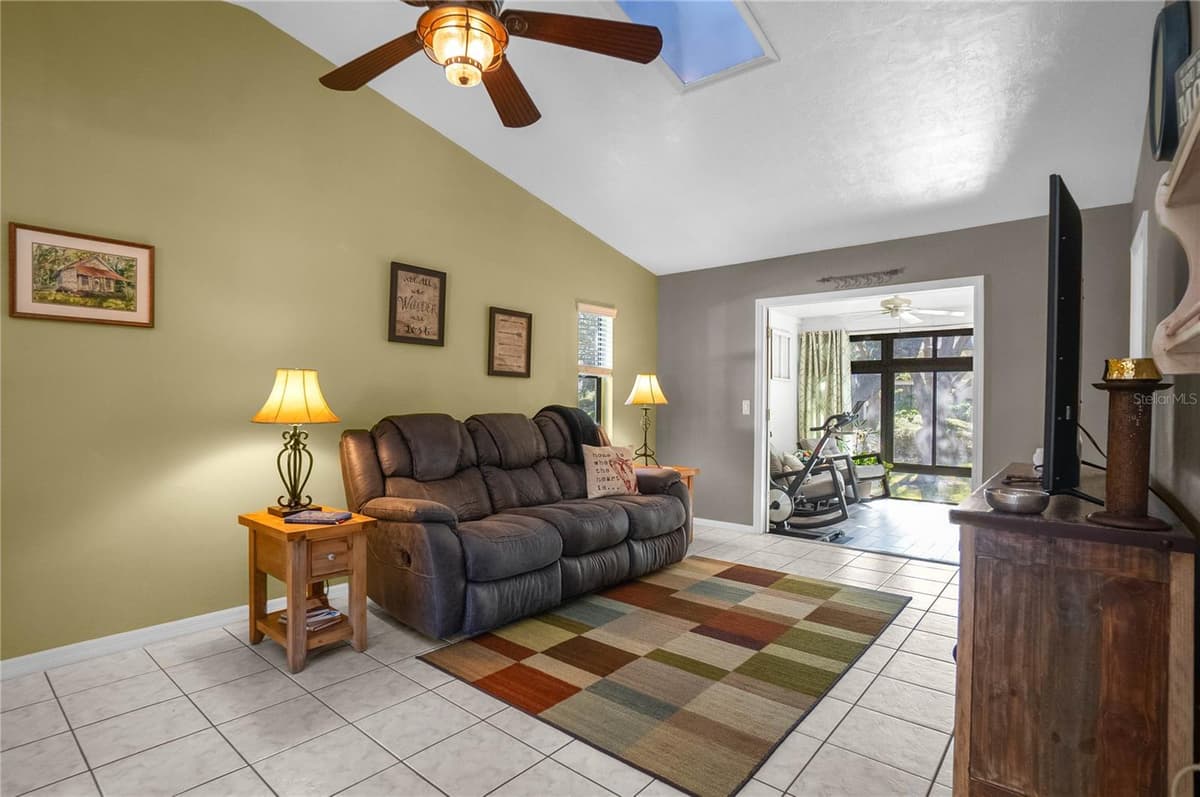 240 GLASSBORO COURT — photo 13 of 48