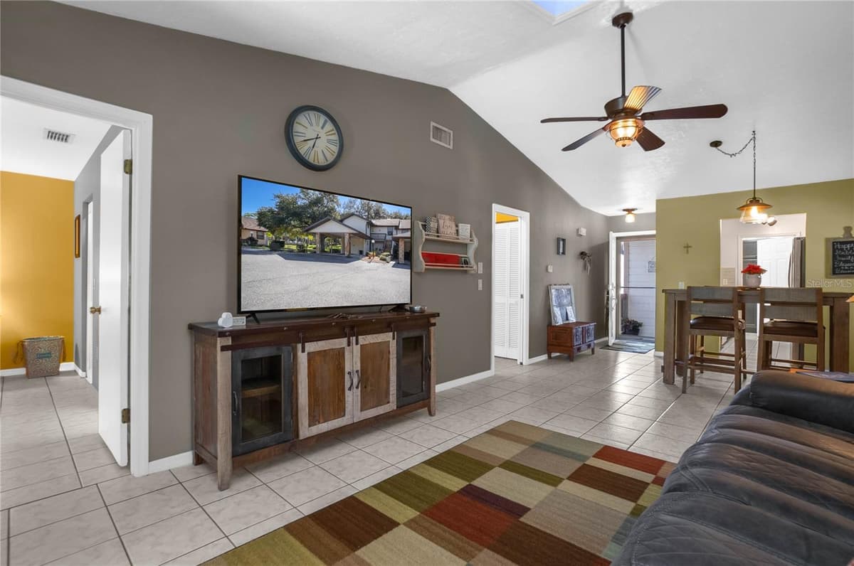 240 GLASSBORO COURT — photo 16 of 48