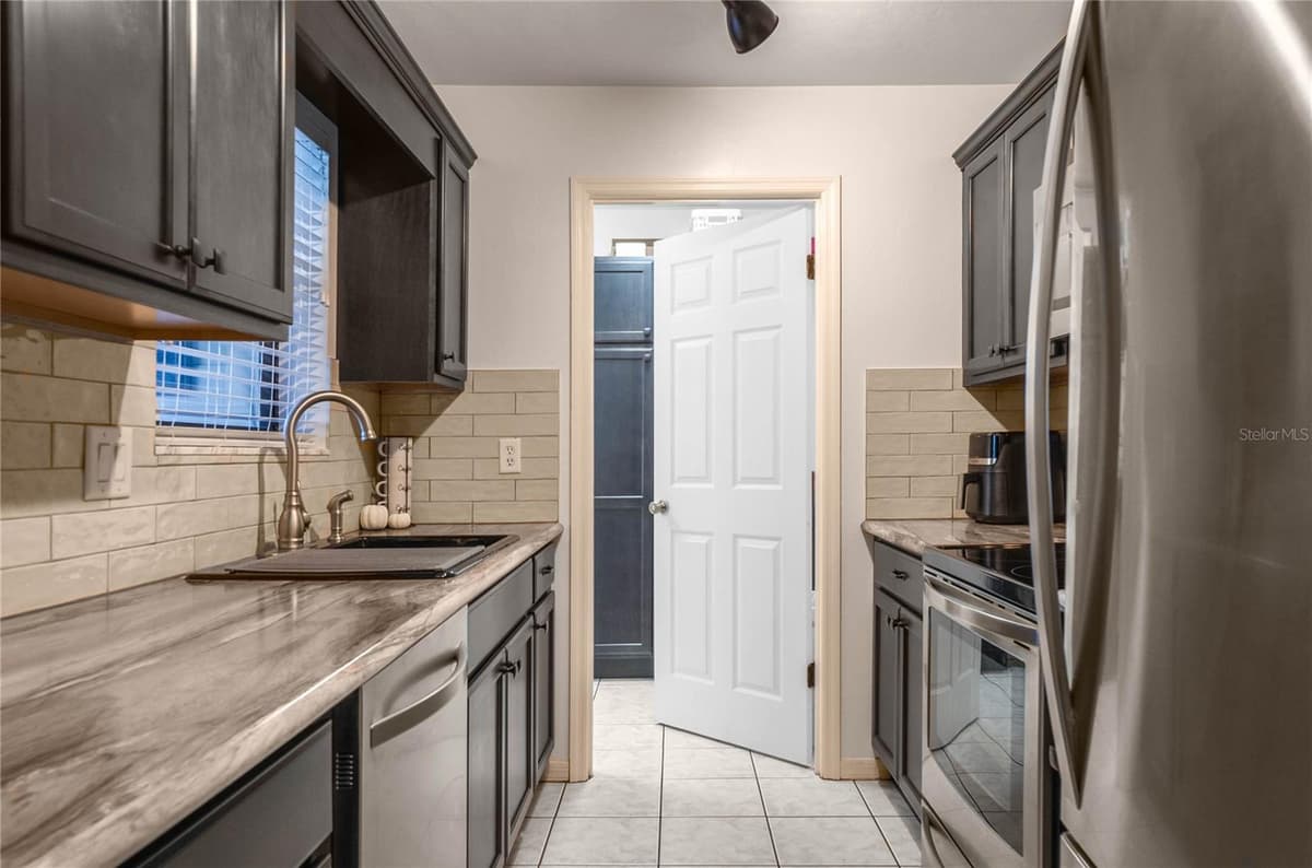 240 GLASSBORO COURT — photo 9 of 48