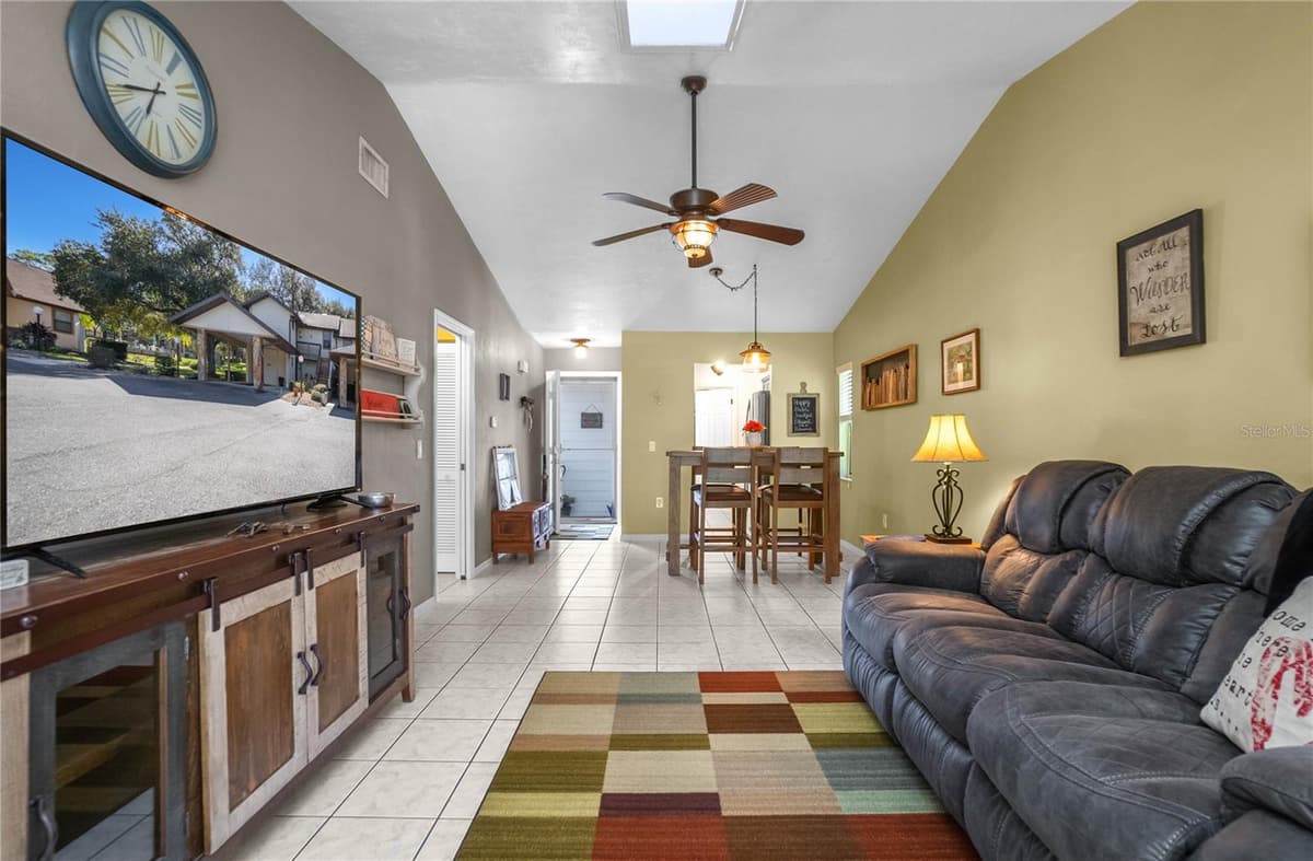240 GLASSBORO COURT — photo 15 of 48
