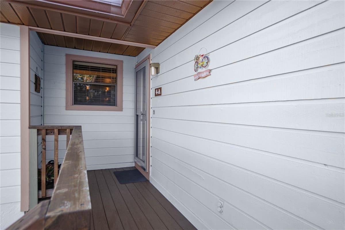 240 GLASSBORO COURT — photo 6 of 48