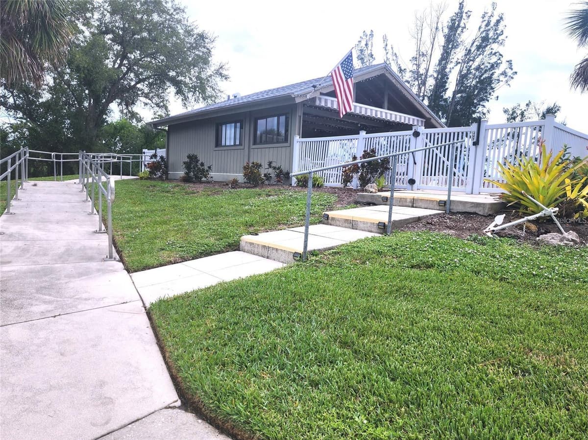 145 JOSE GASPAR DRIVE — photo 14 of 18