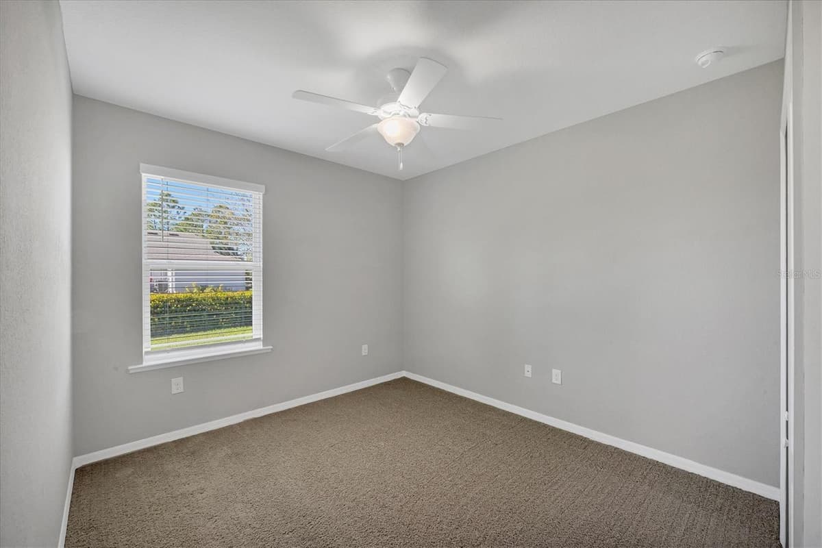 2179 W PRICE BLVD — photo 23 of 38