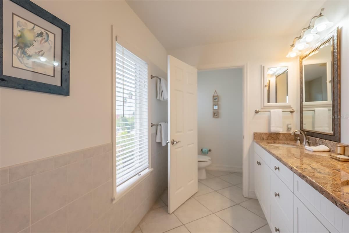 796 JACARANDA ROAD — photo 30 of 61