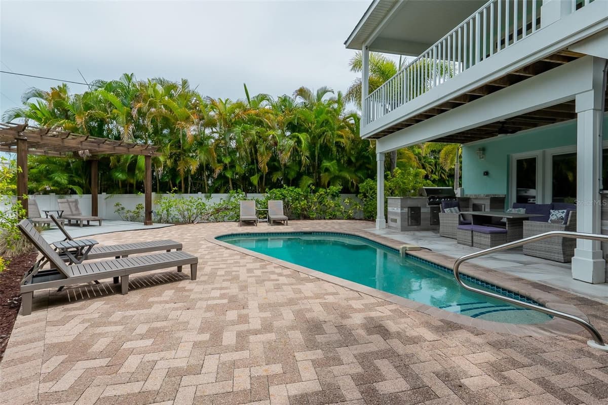 796 JACARANDA ROAD — photo 48 of 61