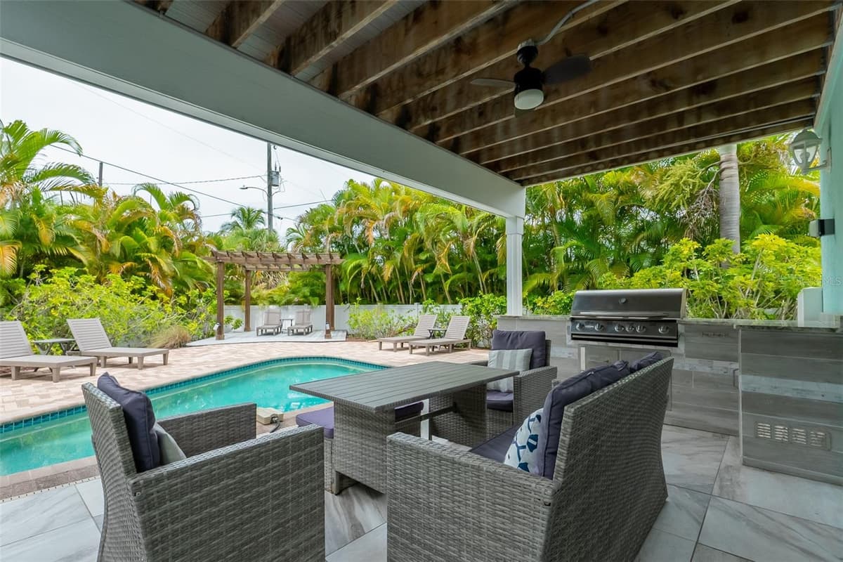 796 JACARANDA ROAD — photo 44 of 61